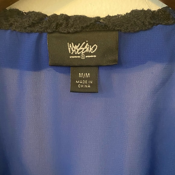 Blue black lace collar tank top medium - Picture 3 of 3